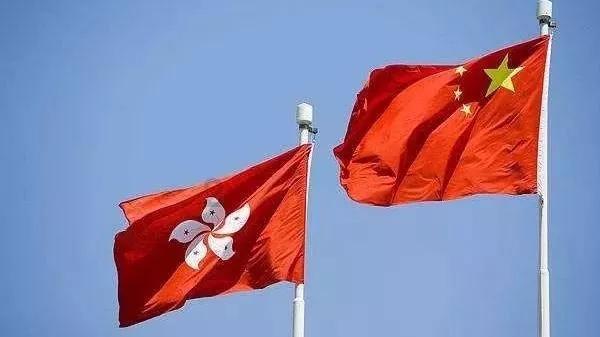 如何对待和自己同姓的人长得却很丑的同事?